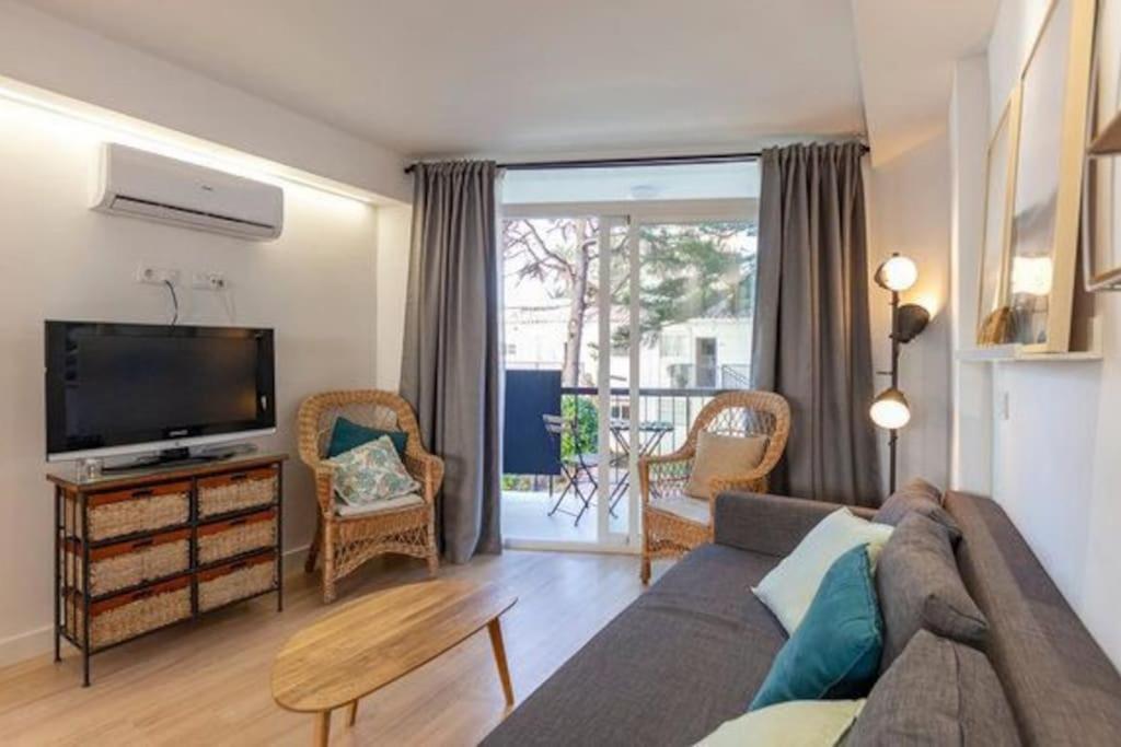 Playa Carihuela By Hdc Apartments Torremolinos Esterno foto