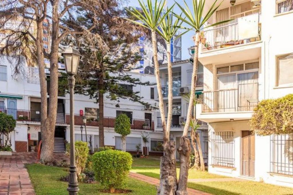 Playa Carihuela By Hdc Apartments Torremolinos Esterno foto