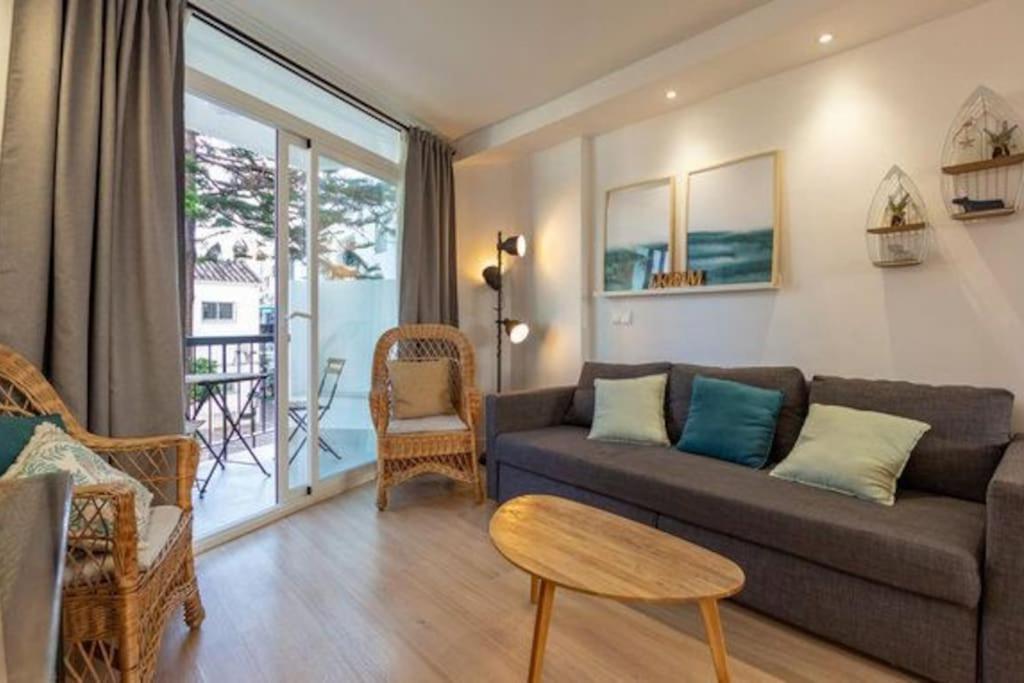 Playa Carihuela By Hdc Apartments Torremolinos Esterno foto